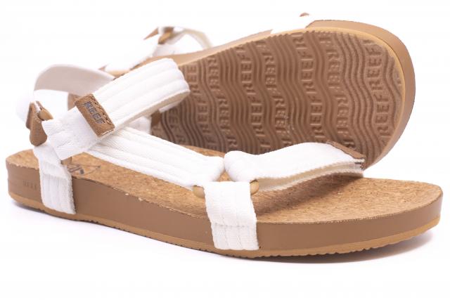 Women's Sandals Canada Online